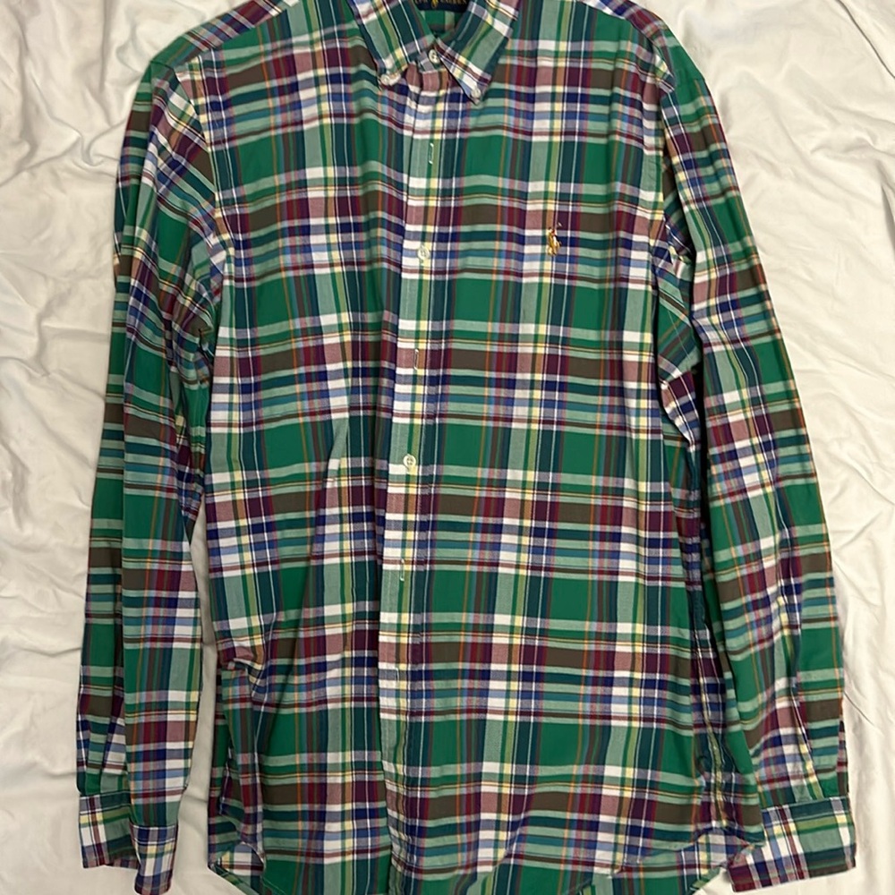 Ralph Lauren Long Sleeve button down Size Large Classic Fit